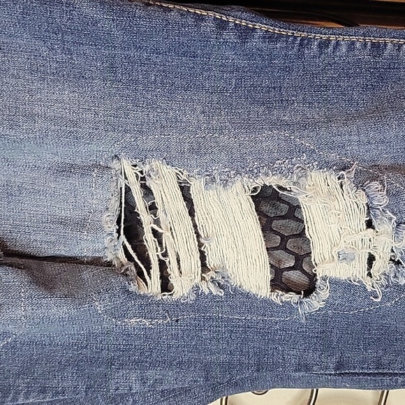 Torrid Girlfriend Distressed Jeans Size 24 - Picture 5 of 12